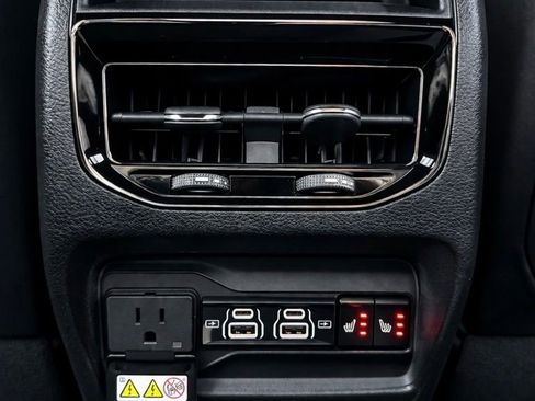 Used 2023 Jeep Grand Cherokee 4WD 4xe image 35