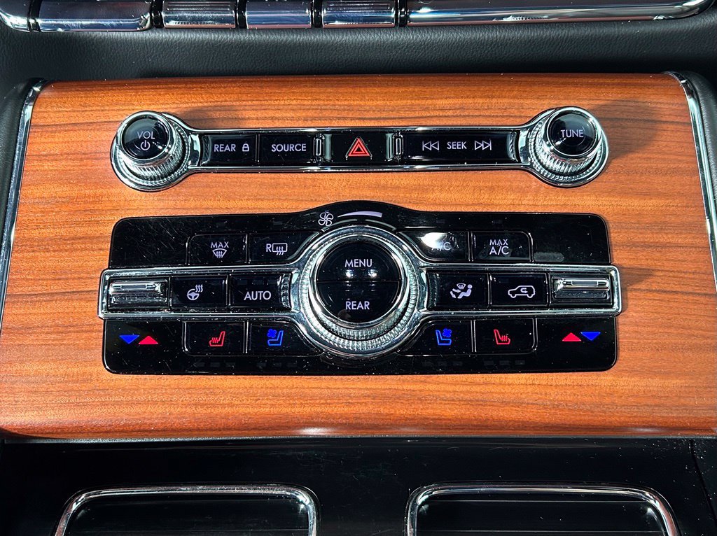 Used 2023 Lincoln Aviator Reserve w/ Elements Package Plus AWD/4WD image 25