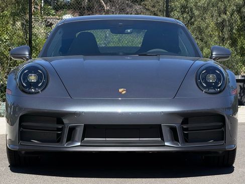 Certified 2025 Porsche 911 Carrera S image 9