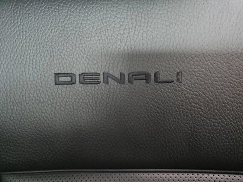 Used 2024 GMC Sierra 1500 Denali AWD/4WD image 22