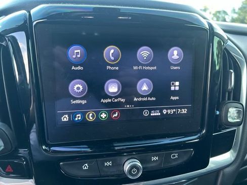 Used 2020 Chevrolet Traverse LT FWD image 9