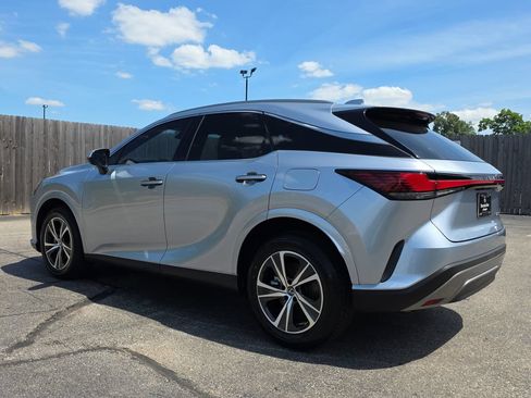 Used 2024 Lexus RX 350 Premium w/ Accessory Package (Z1) FWD image 3