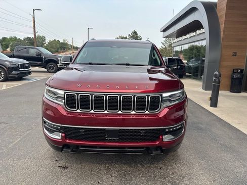 Used 2024 Jeep Wagoneer 4WD w/ HD Trailer Tow Package image 3