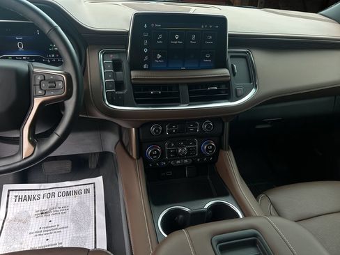 Certified 2024 Chevrolet Suburban High Country AWD/4WD image 23