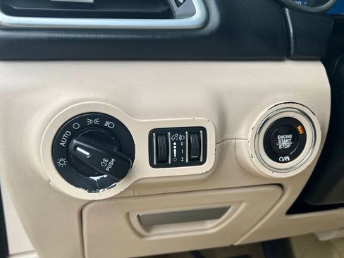 Used 2018 Maserati Ghibli S image 17