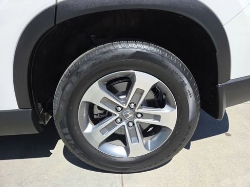 Certified 2023 Honda Pilot EX-L image 8