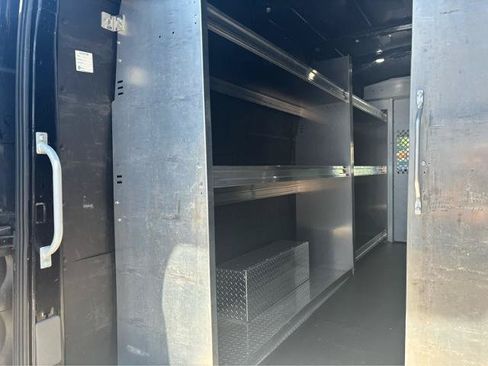 Used 2023 Ford Transit 250 148 High Roof Extended w/ Load Area Protection Package RWD image 9