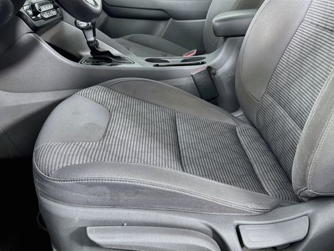 Used 2018 Kia Niro LX FWD image 18