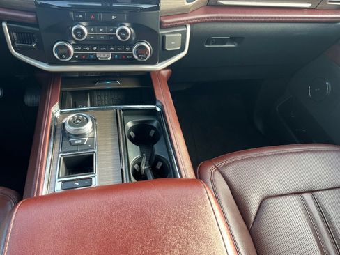 Used 2024 Ford Expedition Max Limited image 39