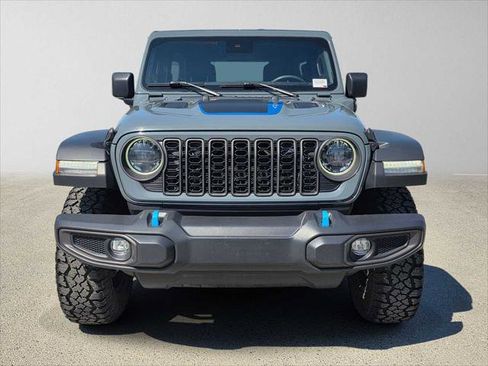 Used 2024 Jeep Wrangler Unlimited Rubicon 4xe AWD/4WD image 8