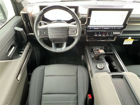 New 2025 GMC Hummer EV 2X image 16