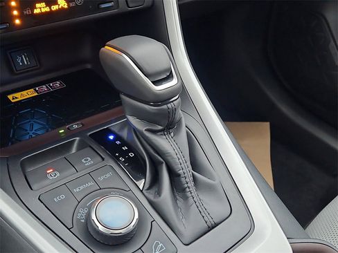 New 2025 Toyota RAV4 Limited image 20