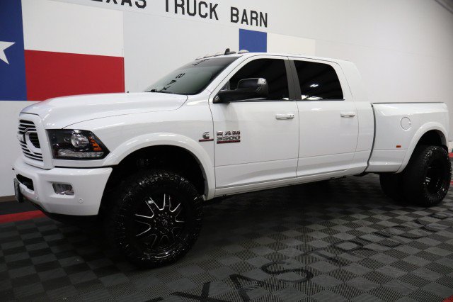 Used 2018 RAM 3500 Laramie w/ Sport Appearance Group AWD/4WD image 2