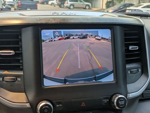 Used 2022 RAM 1500 Big Horn AWD/4WD image 25