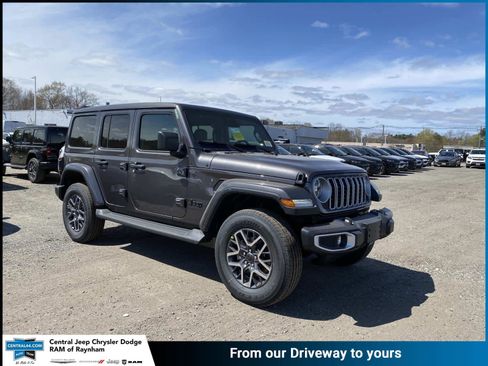 New 2026 Jeep Wrangler Unlimited Sahara AWD/4WD image 1