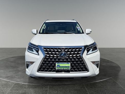 Used 2022 Lexus GX 460 Premium w/ Premium Plus Package AWD/4WD image 2