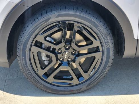 Certified 2024 Kia Telluride EX X-Line AWD/4WD image 12