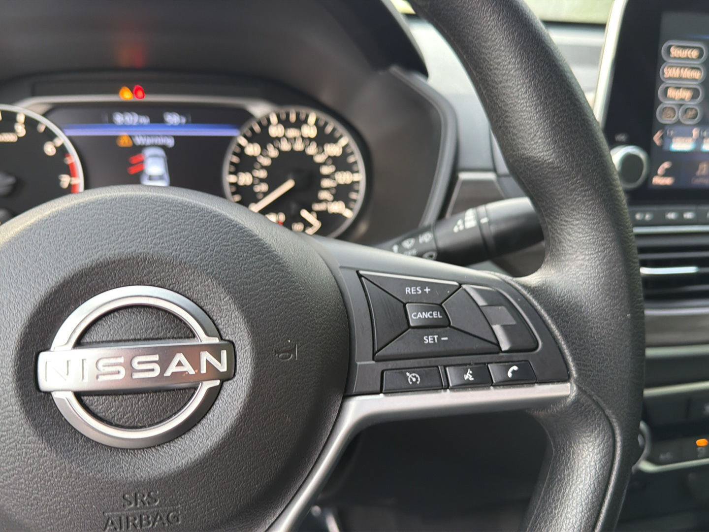 Used 2025 Nissan Altima 2.5 SV FWD image 22