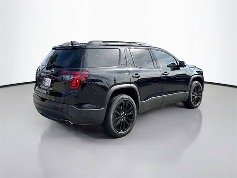 Used 2022 GMC Acadia SLT w/ Elevation Edition image 7