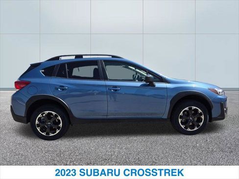 Used 2023 Subaru Crosstrek 2.0i AWD/4WD image 6