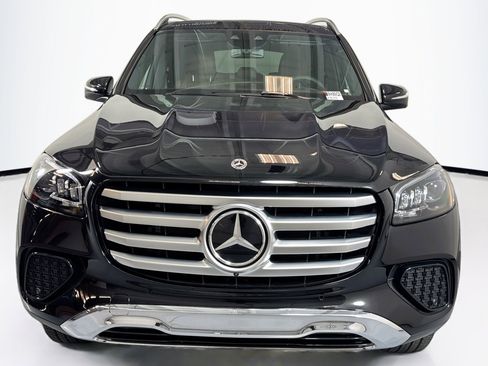 New 2026 Mercedes-Benz GLS 450 4MATIC image 2