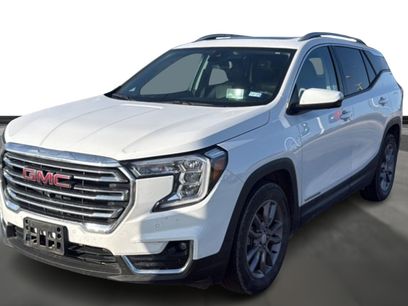 Used 2022 GMC Terrain SLT w/ Tech Package