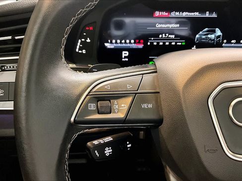 Used 2023 Audi Q8 Premium Plus w/ Premium Plus Package AWD/4WD image 23