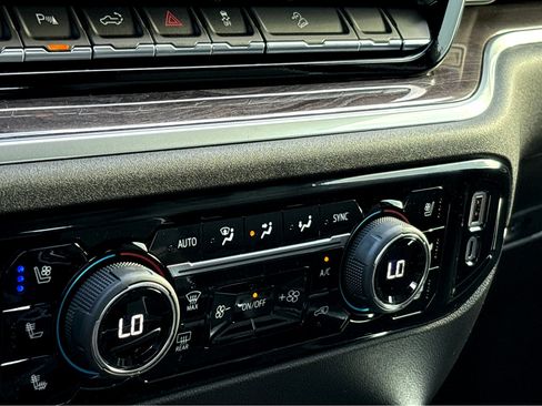 New 2026 Chevrolet Silverado 2500 LTZ w/ LTZ Convenience Package image 6