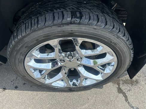 Used 2020 Chevrolet Tahoe LT AWD/4WD image 10
