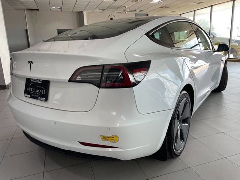 Used 2022 Tesla Model 3 image 7
