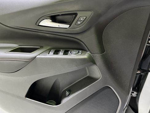 Certified 2023 Chevrolet Equinox RS AWD/4WD image 24