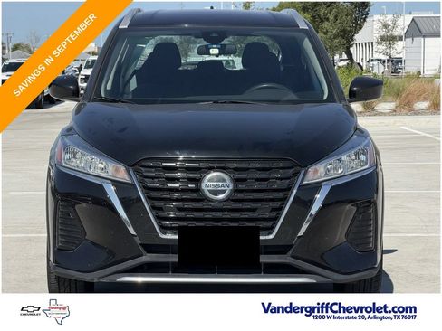 Used 2021 Nissan Kicks SV FWD image 7