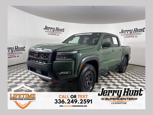 Used 2025 Nissan Frontier PRO-4X AWD/4WD image 1