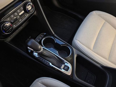 Used 2021 Buick Encore GX Essence w/ Advanced Technology Package image 21