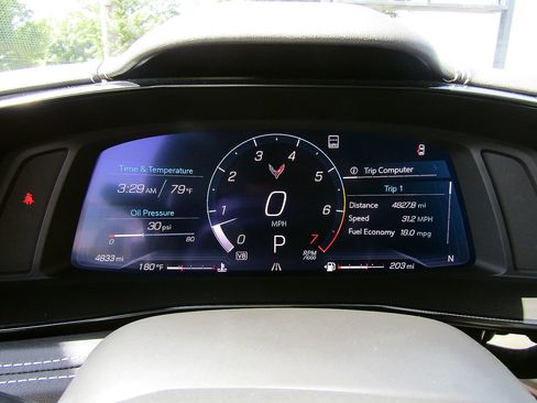 Used 2022 Chevrolet Corvette Stingray Preferred Cpe w/ Z51 Performance Package RWD image 19