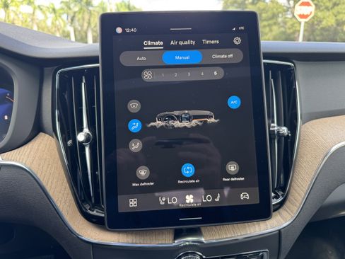 New 2026 Volvo XC60 B5 Plus w/ Protection Package Premier image 20