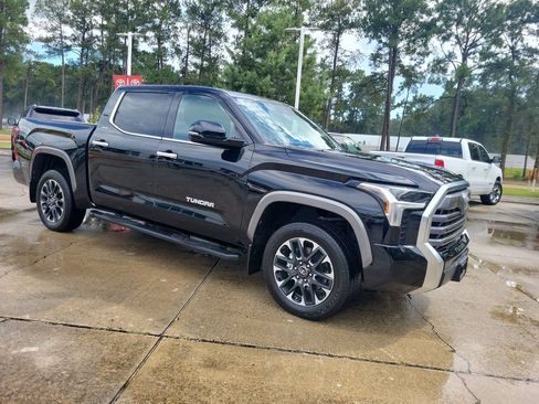 Used 2025 Toyota Tundra Limited w/ Power Package AWD/4WD image 8