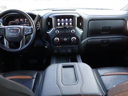 Used 2022 GMC Sierra 1500 AT4 w/ AT4 Premium Package AWD/4WD image 18