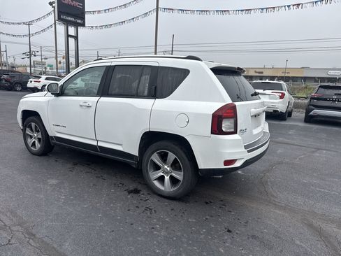 Used 2016 Jeep Compass High Altitude AWD/4WD image 6