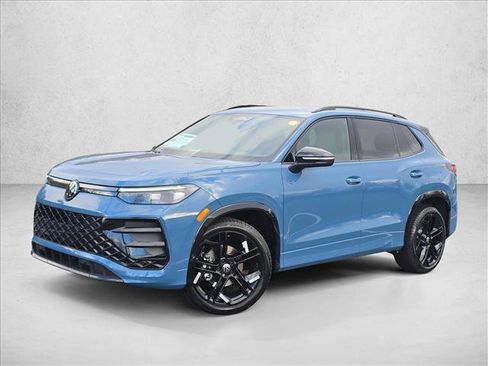 New 2026 Volkswagen Tiguan SE R-Line image 18