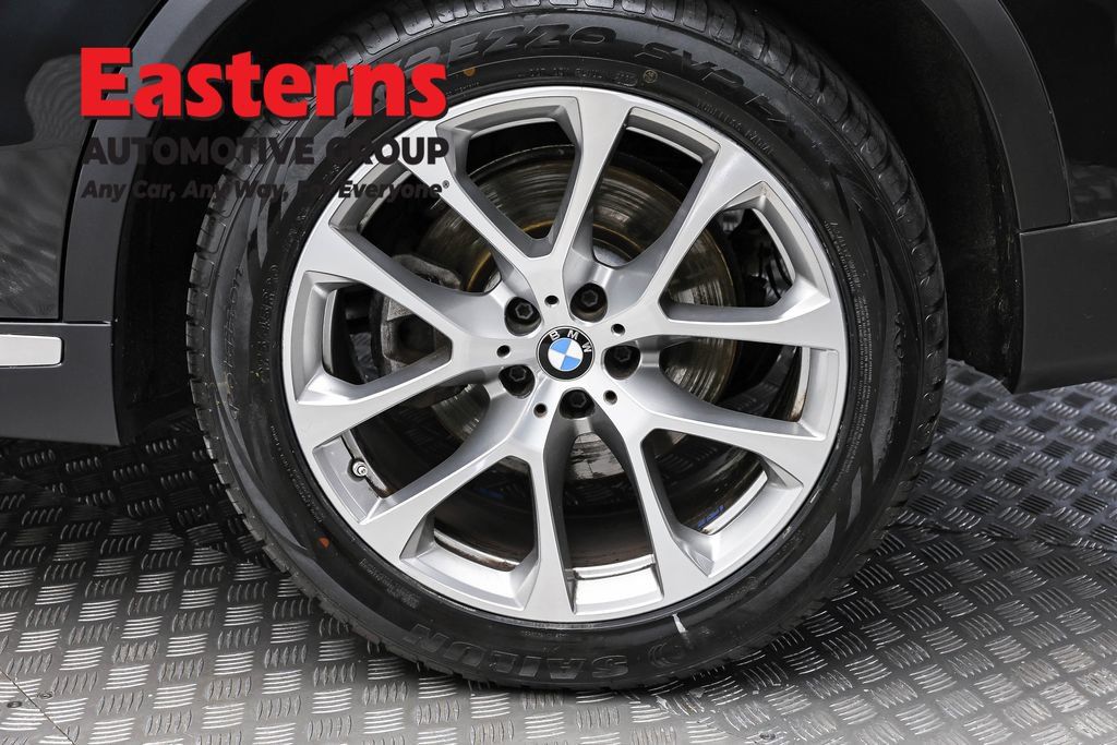 Used 2023 BMW X5 xDrive40i AWD/4WD image 10