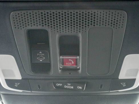Used 2026 Honda CR-V Sport Touring image 28