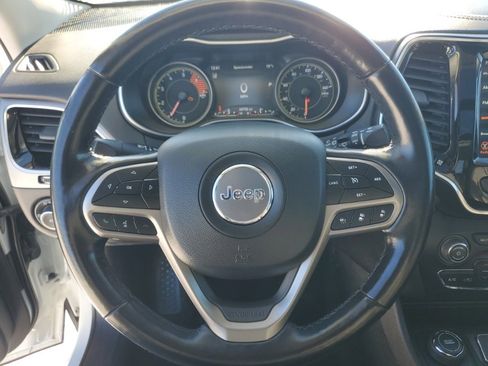 Used 2021 Jeep Cherokee Limited image 17