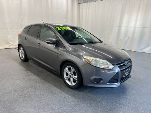 Used 2014 Ford Focus SE FWD image 3