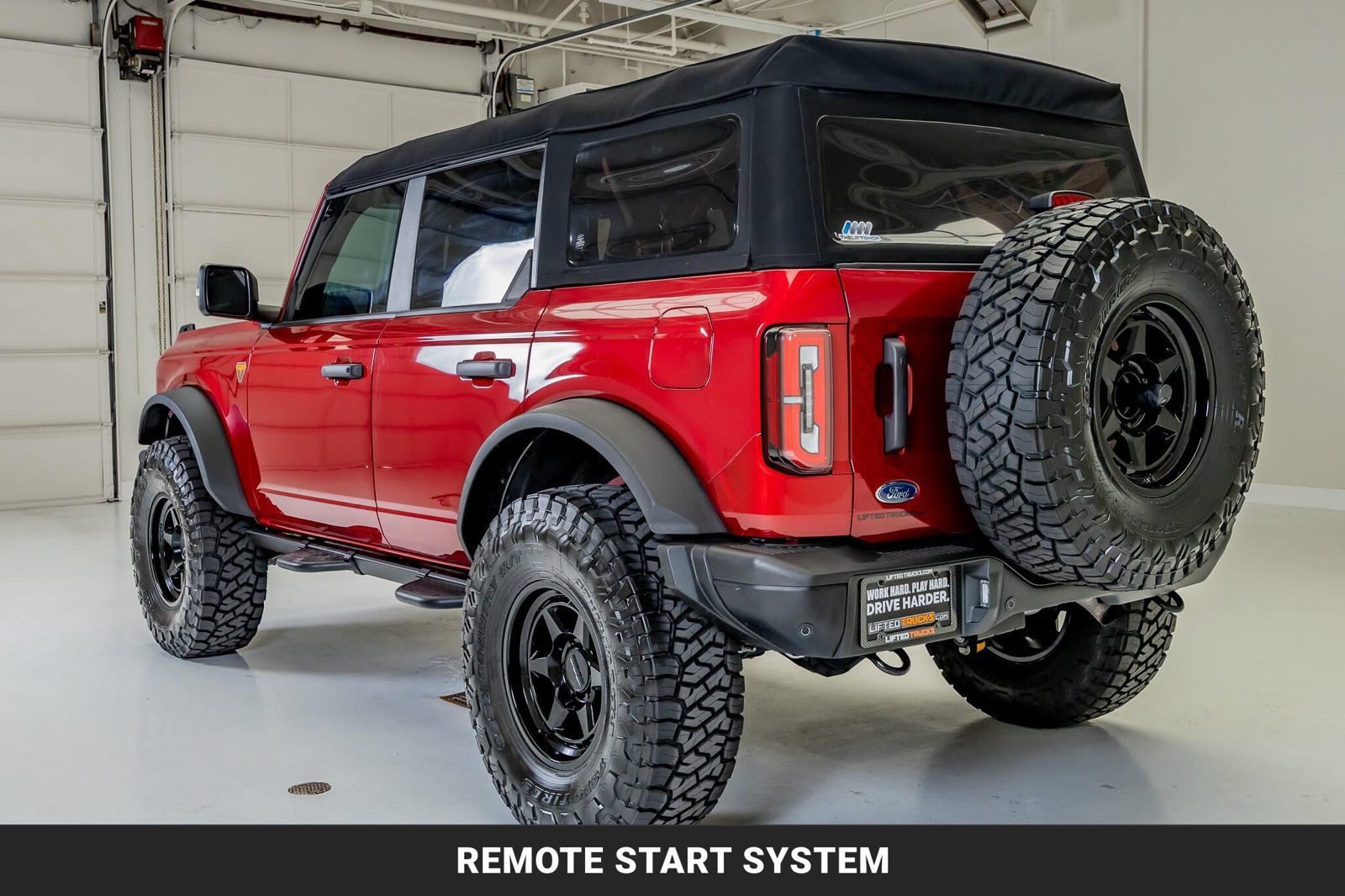 Used 2025 Ford Bronco Badlands AWD/4WD image 7