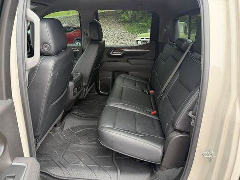 Used 2026 Chevrolet Silverado 1500 RST w/ Dark Appearance Package AWD/4WD image 13