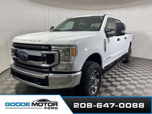 Certified 2021 Ford F250 XLT AWD/4WD image 4