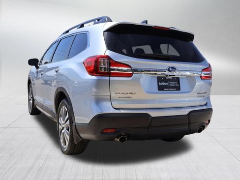 Used 2022 Subaru Ascent Limited w/ Technology Package image 5