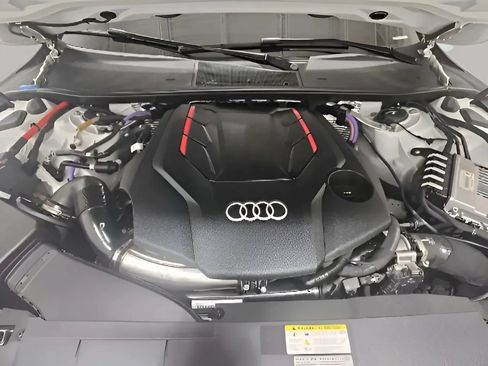 Used 2024 Audi S7 Prestige w/ Prestige Package AWD/4WD image 15