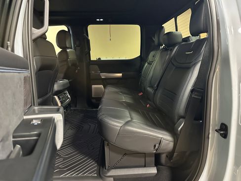 Used 2025 Ford F350 Platinum image 17
